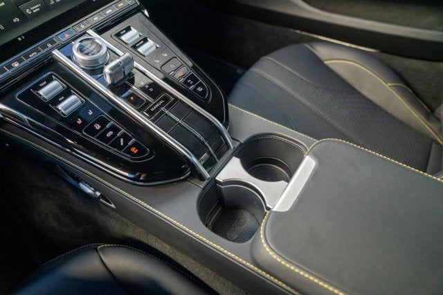 2025 Aston Martin Vantage Coupe