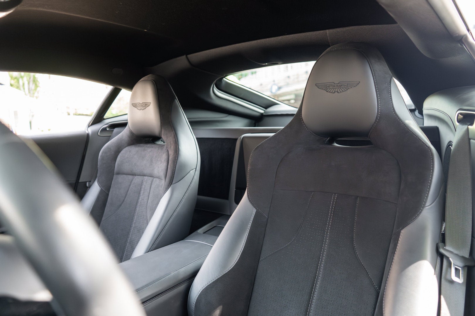 2025 Aston Martin Vantage Coupe