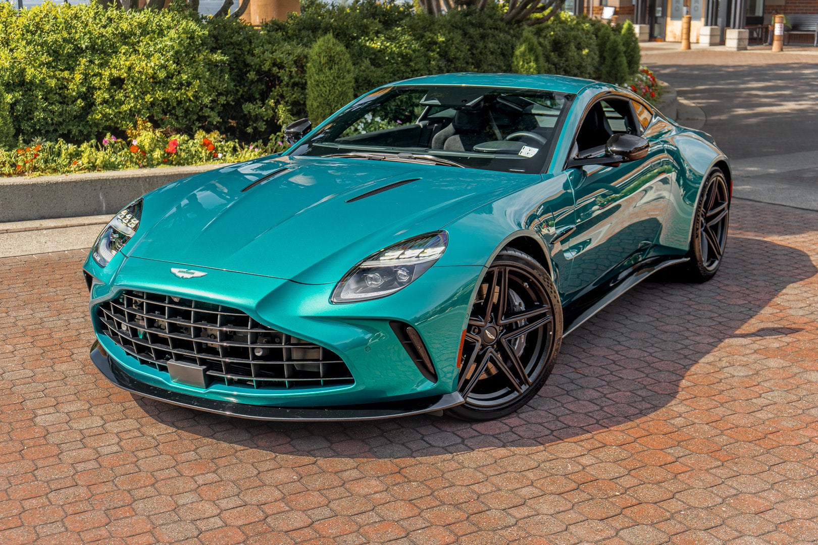 2025 Aston Martin Vantage Coupe