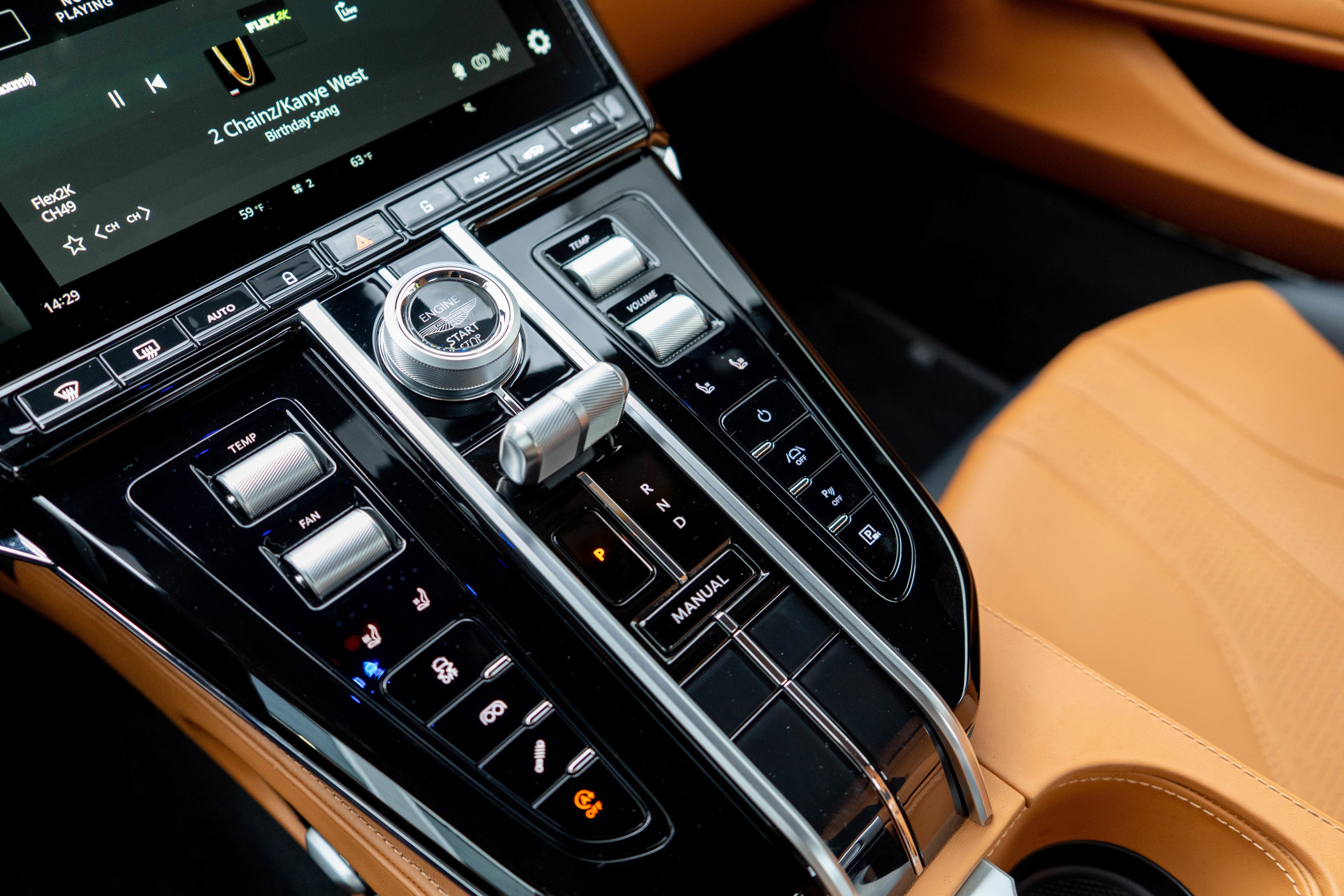 2025 Aston Martin Vantage Coupe