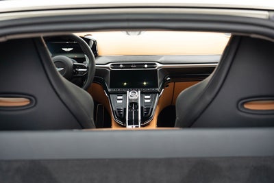 2025 Aston Martin Vantage Coupe