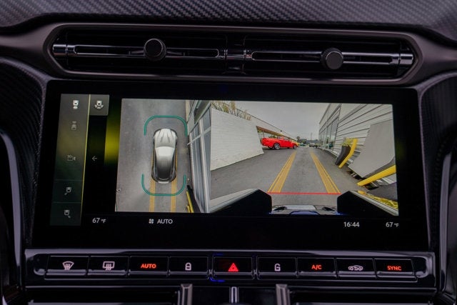 2025 Aston Martin Vantage Coupe