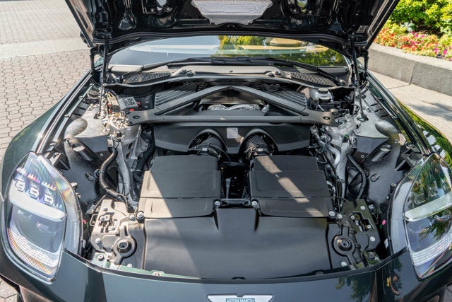 2026 Aston Martin Vantage Roadster