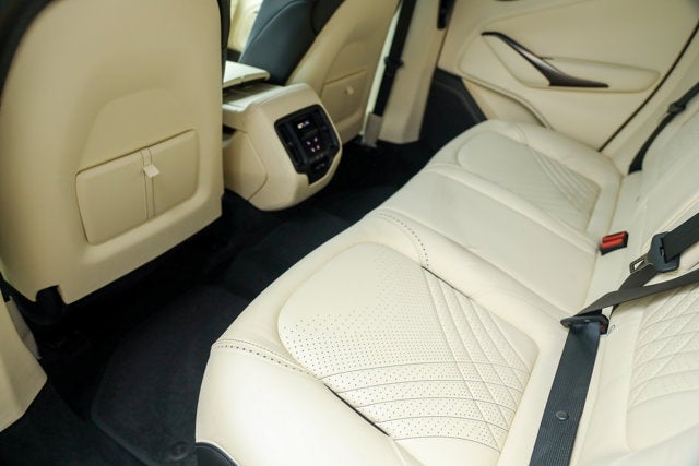 2021 Aston Martin DBX AWD