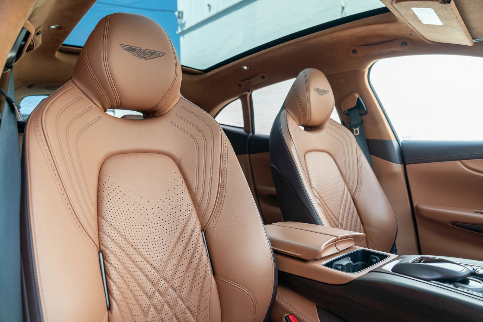 2021 Aston Martin DBX AWD