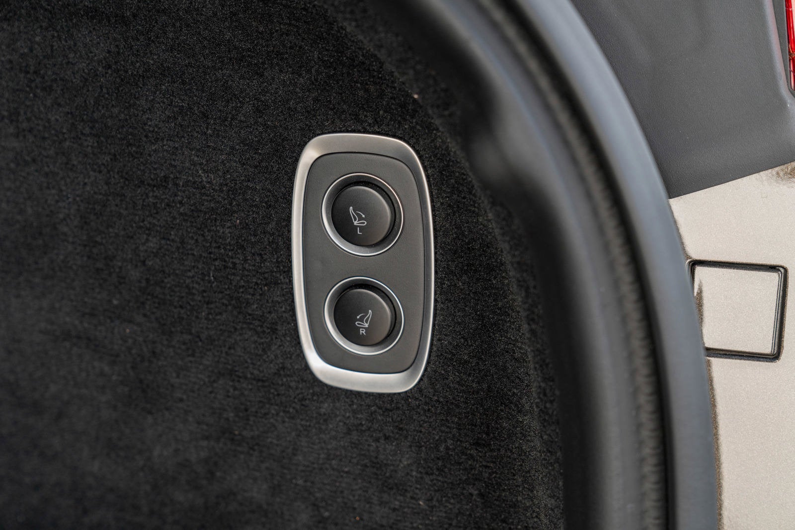 2021 Aston Martin DBX AWD