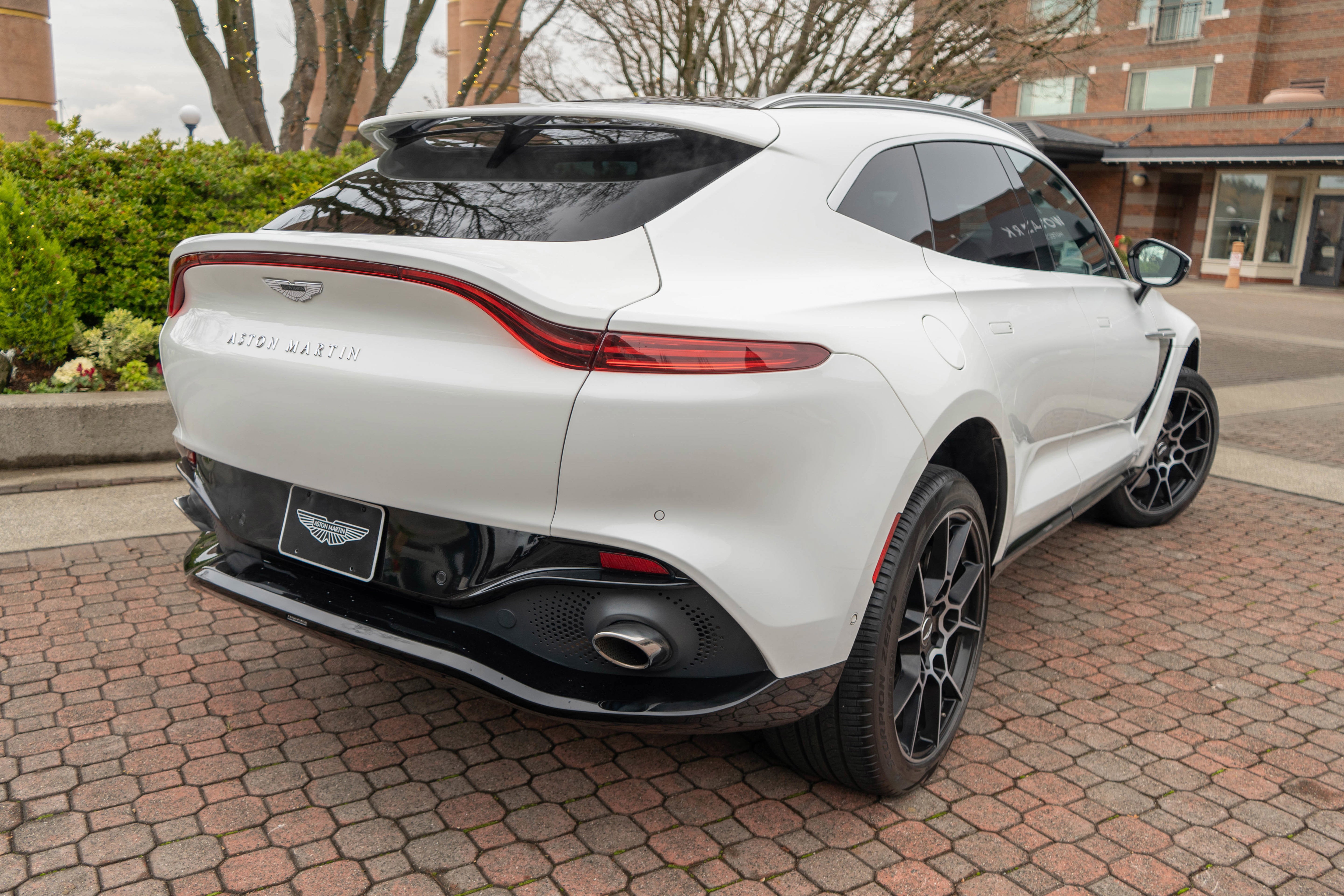 2021 Aston Martin DBX AWD