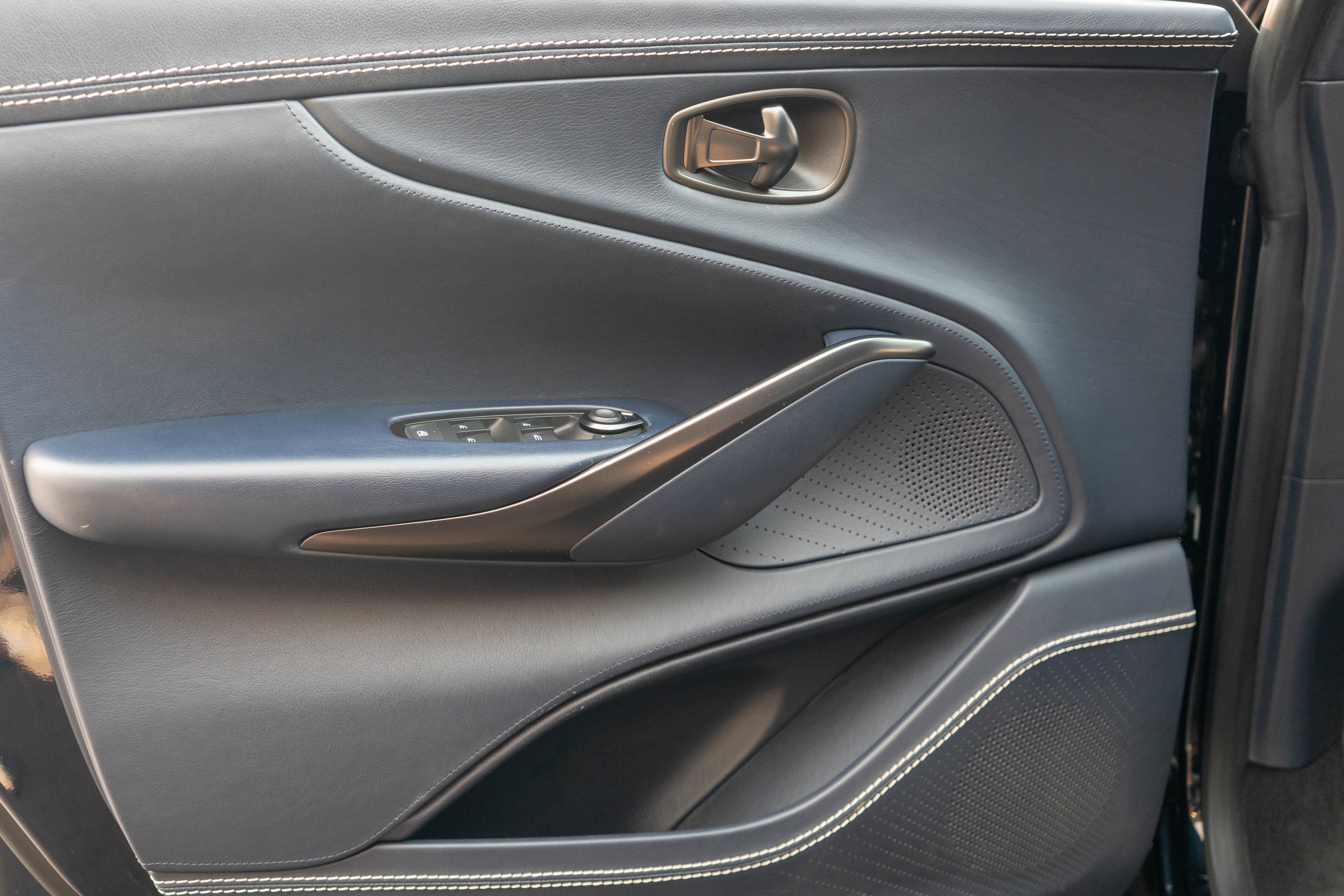 2021 Aston Martin DBX AWD