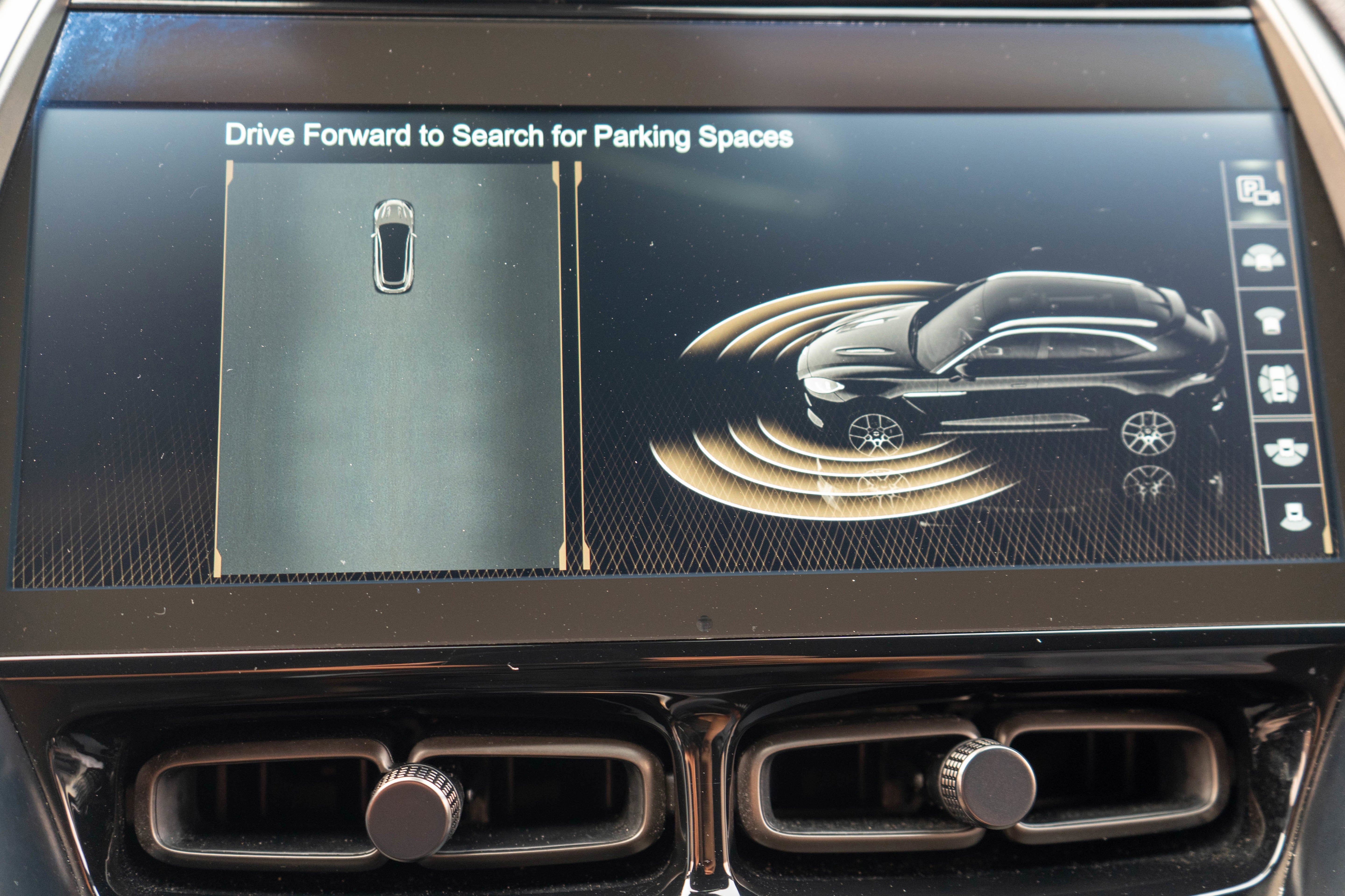 2021 Aston Martin DBX AWD