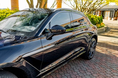 2021 Aston Martin DBX AWD