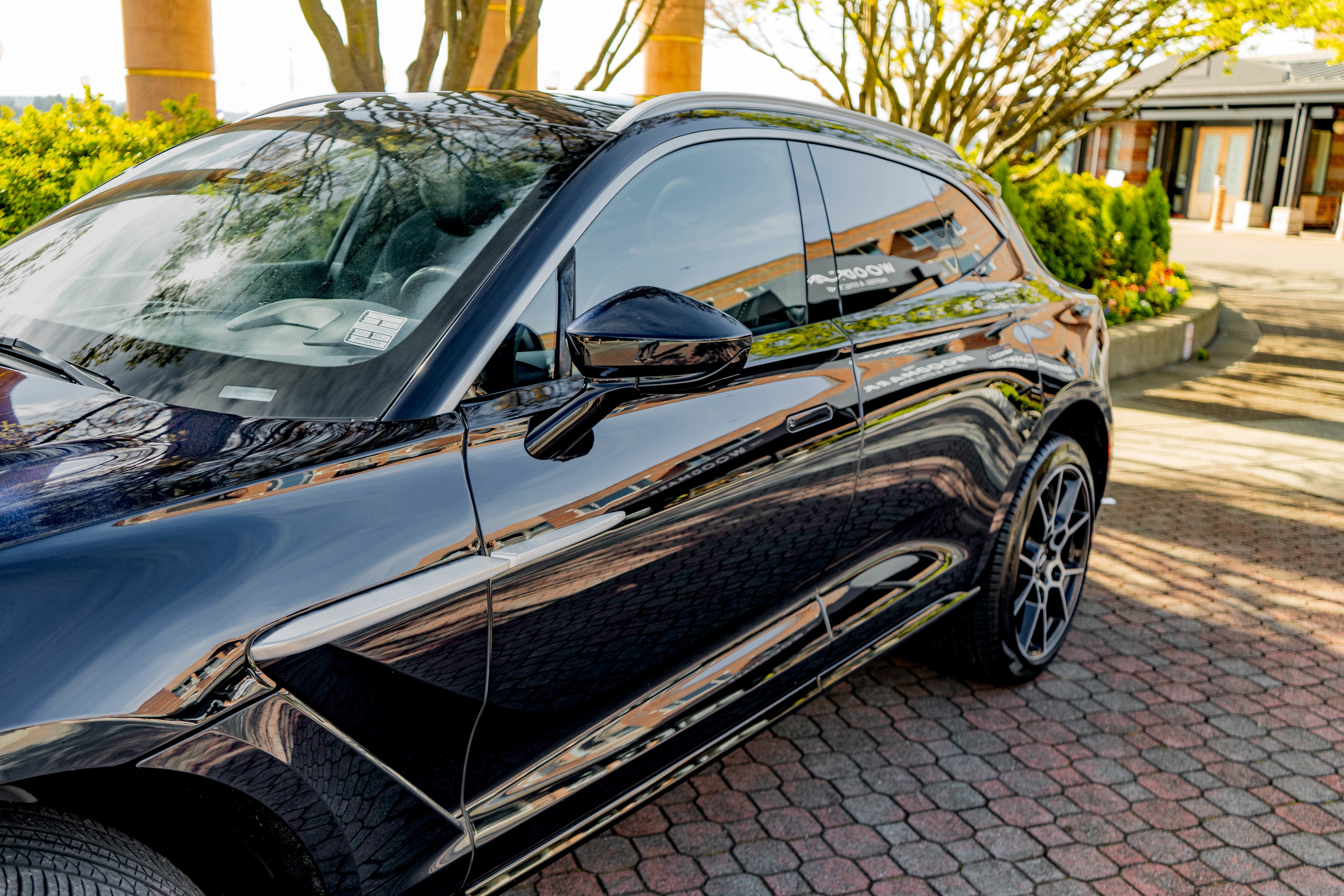 2021 Aston Martin DBX AWD