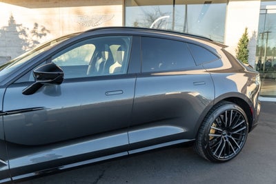 2022 Aston Martin DBX AWD