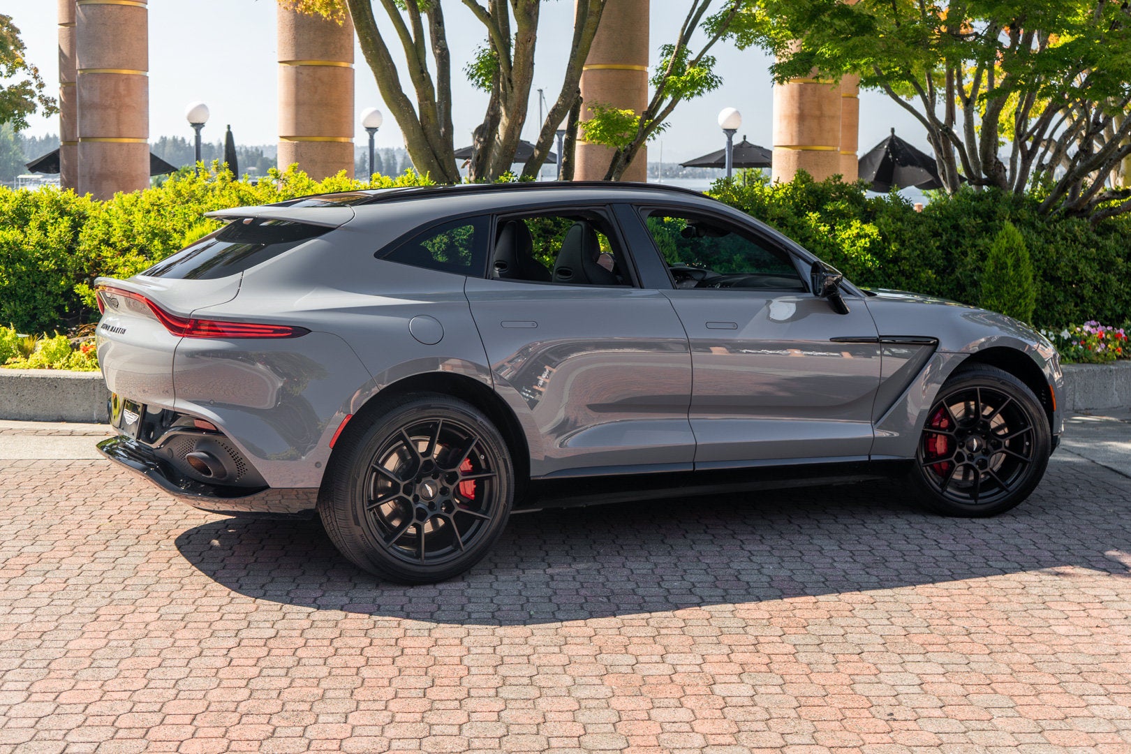 2022 Aston Martin DBX AWD