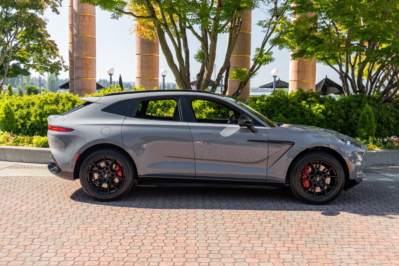 2022 Aston Martin DBX AWD
