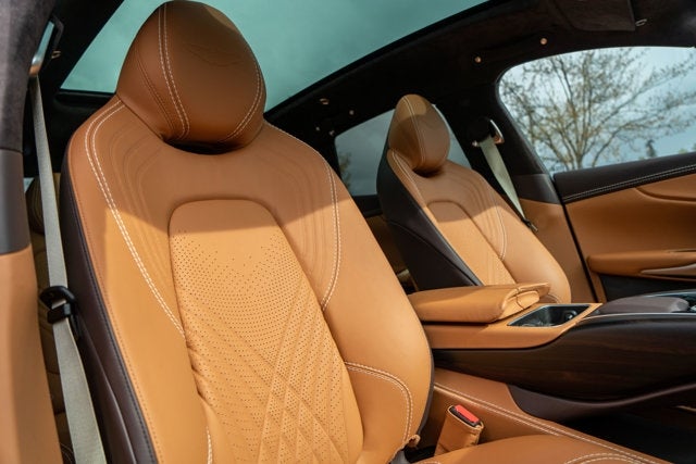 2022 Aston Martin DBX AWD