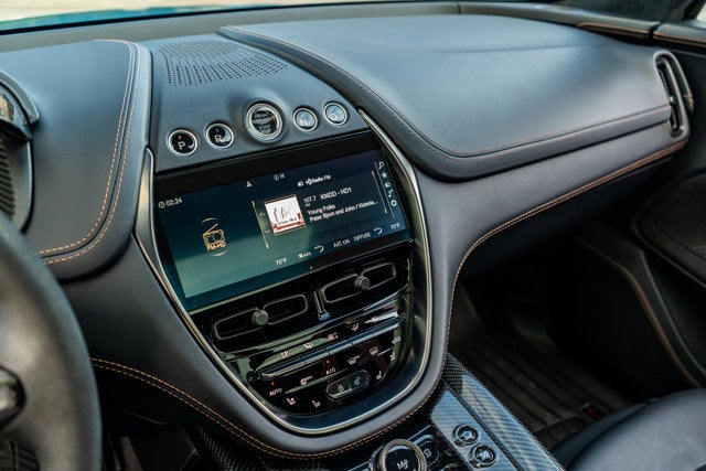 2023 Aston Martin DBX 707