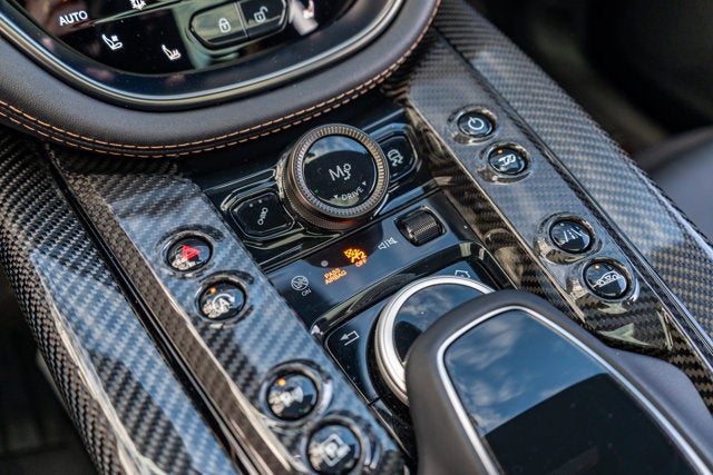 2023 Aston Martin DBX 707