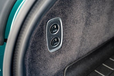 2023 Aston Martin DBX 707