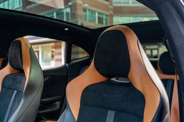 2023 Aston Martin DBX 707