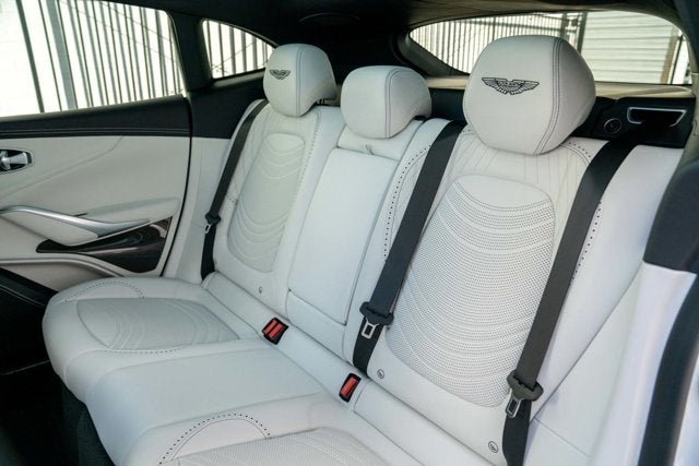 2023 Aston Martin DBX 707