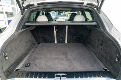 2023 Aston Martin DBX 707