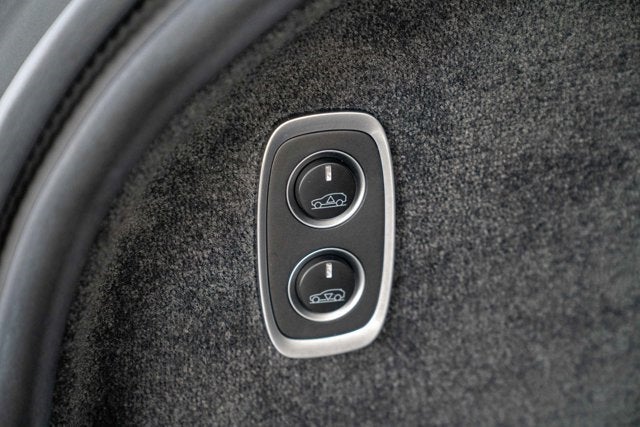 2023 Aston Martin DBX 707