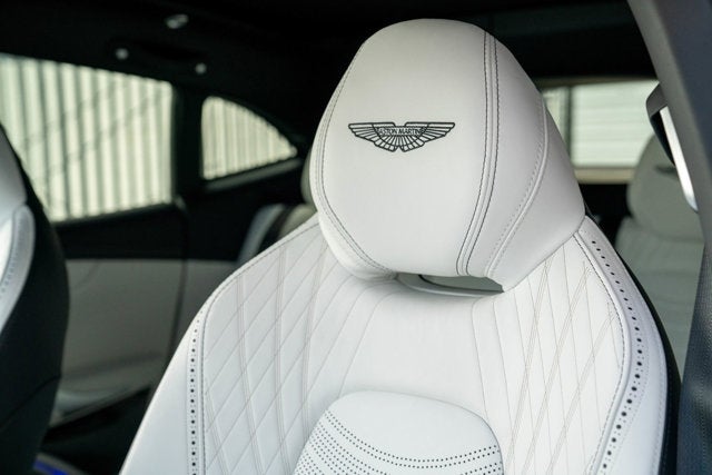 2023 Aston Martin DBX 707