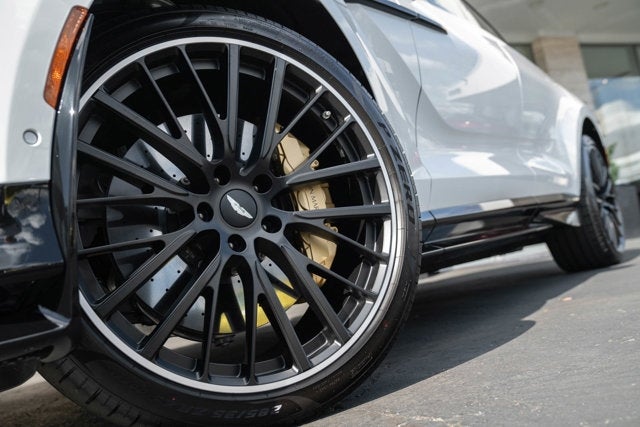 2023 Aston Martin DBX 707