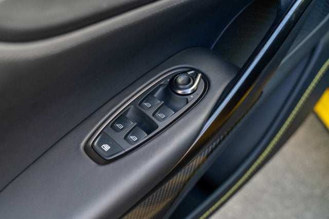 2023 Aston Martin DBX 707