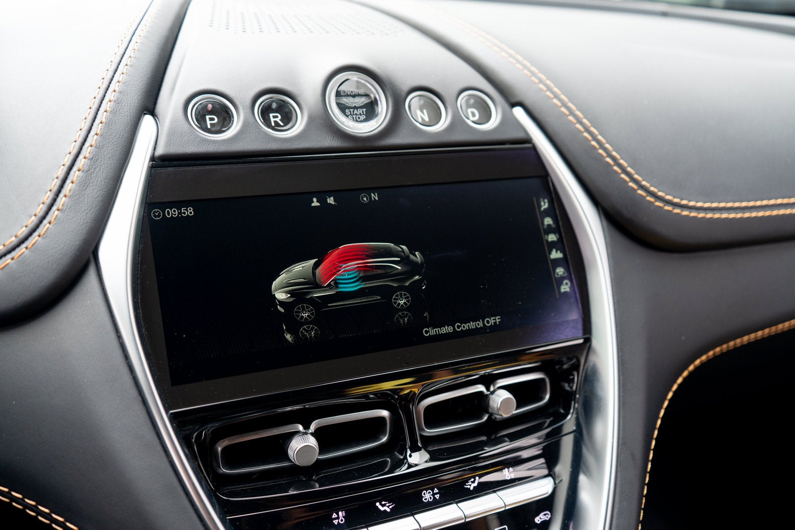 2023 Aston Martin DBX 707