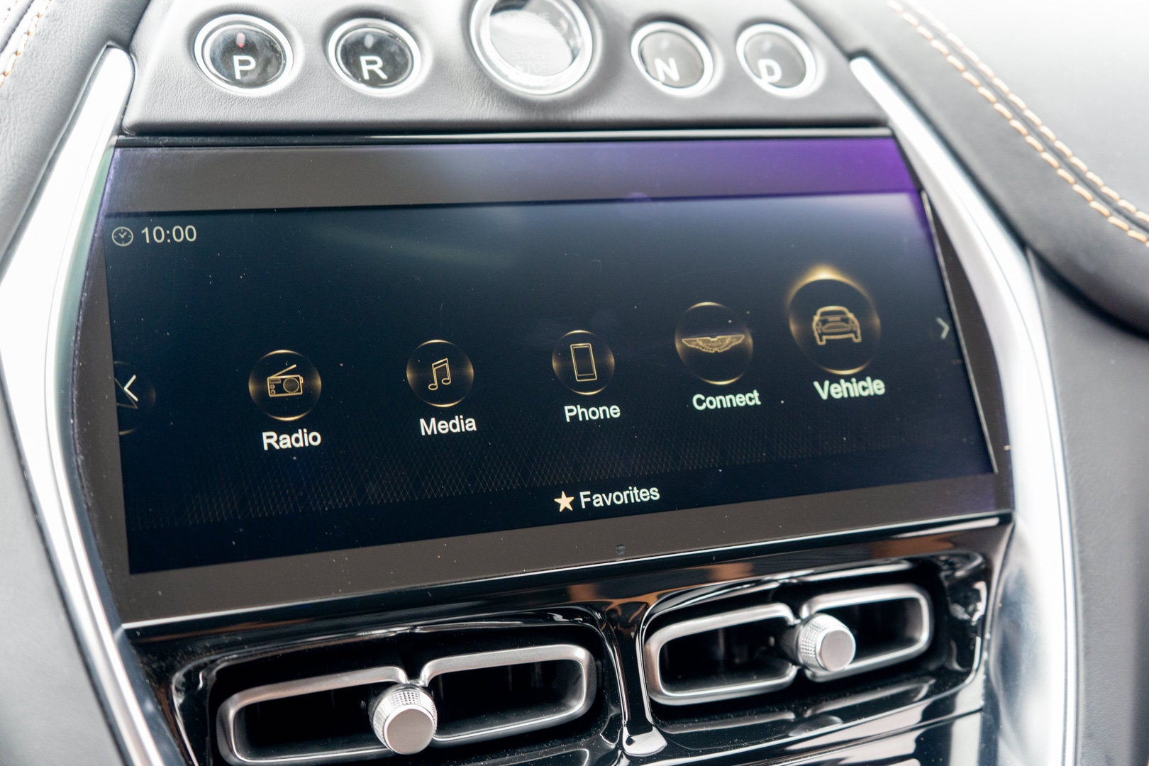 2023 Aston Martin DBX 707