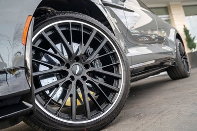 2023 Aston Martin DBX 707