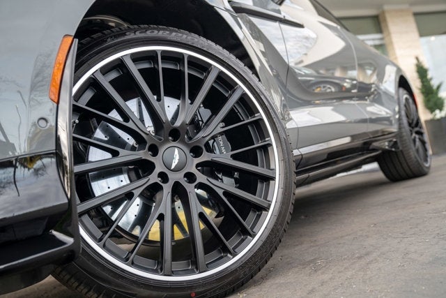 2023 Aston Martin DBX 707