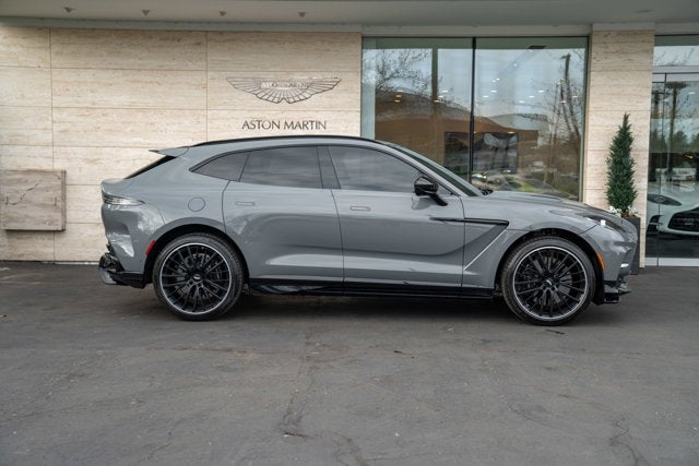 2023 Aston Martin DBX 707