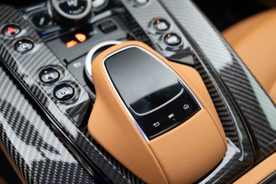 2024 Aston Martin DBX 707