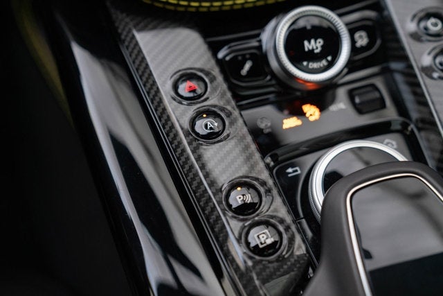 2023 Aston Martin DBX 707