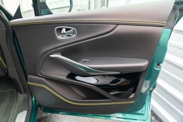 2023 Aston Martin DBX 707