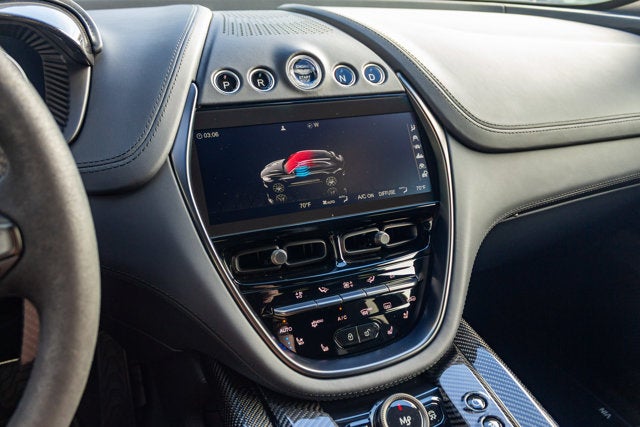 2024 Aston Martin DBX 707