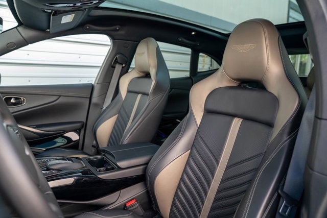 2024 Aston Martin DBX 707