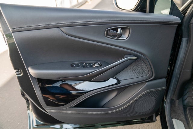 2024 Aston Martin DBX 707