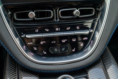 2023 Aston Martin DBX 707