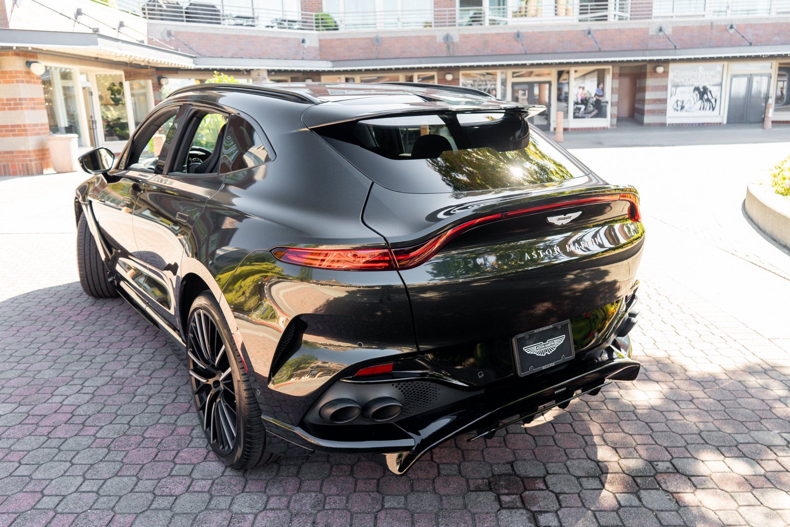 2023 Aston Martin DBX 707