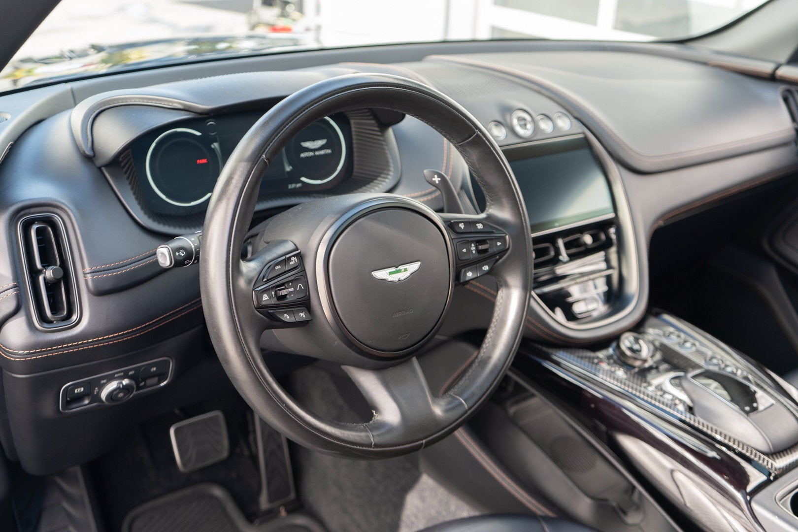 2023 Aston Martin DBX 707