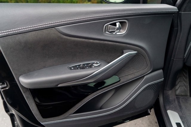 2023 Aston Martin DBX 707