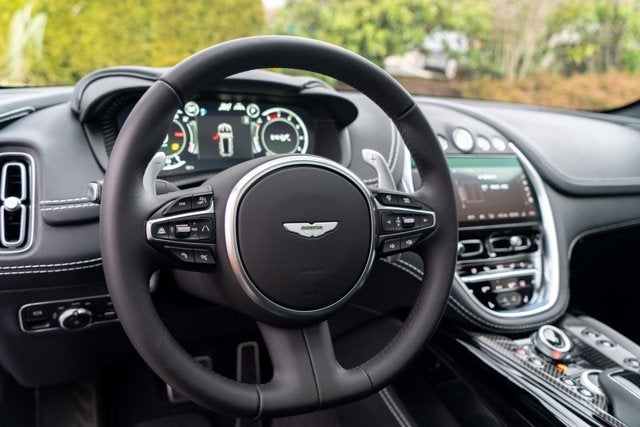 2023 Aston Martin DBX 707