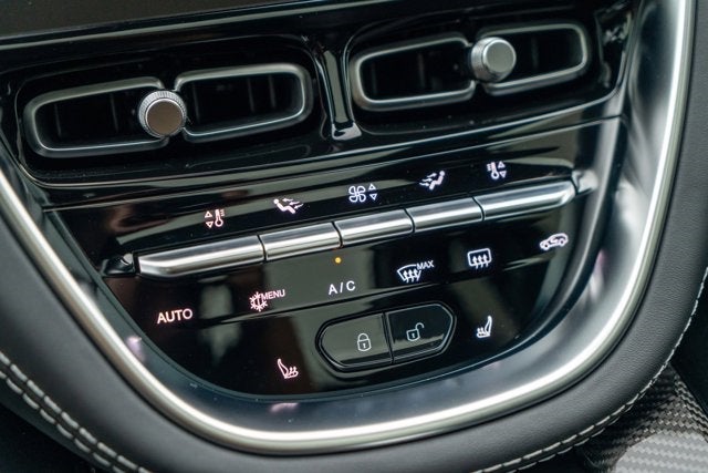 2023 Aston Martin DBX 707