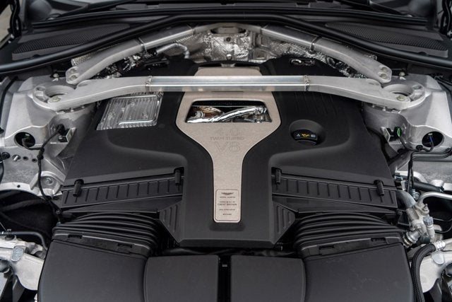 2023 Aston Martin DBX 707