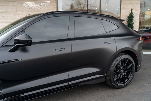 2023 Aston Martin DBX 707