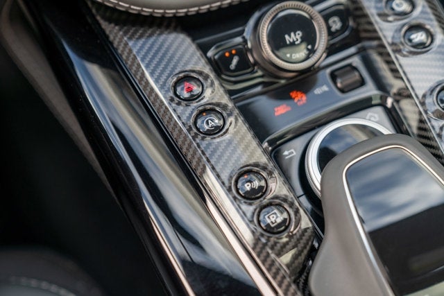 2023 Aston Martin DBX 707