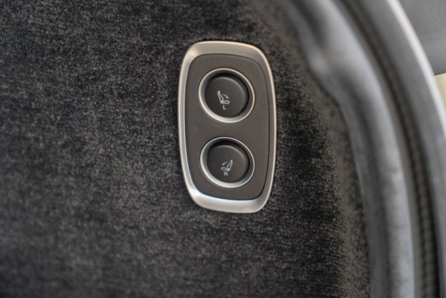 2023 Aston Martin DBX 707